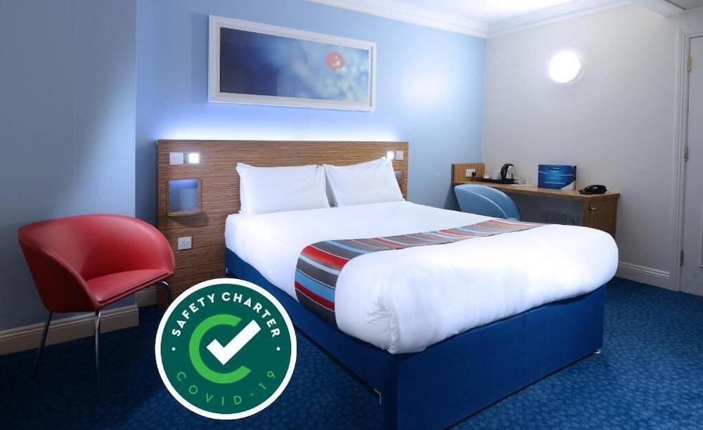 Travelodge Limerick Junction Buitenkant foto