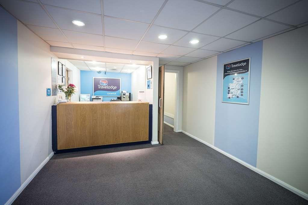 Travelodge Limerick Junction Interieur foto