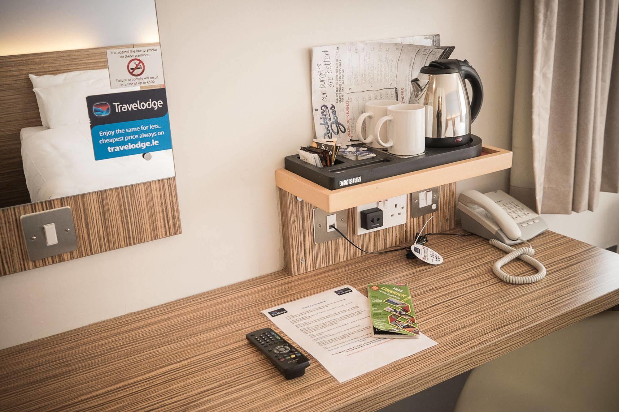 Travelodge Limerick Junction Buitenkant foto